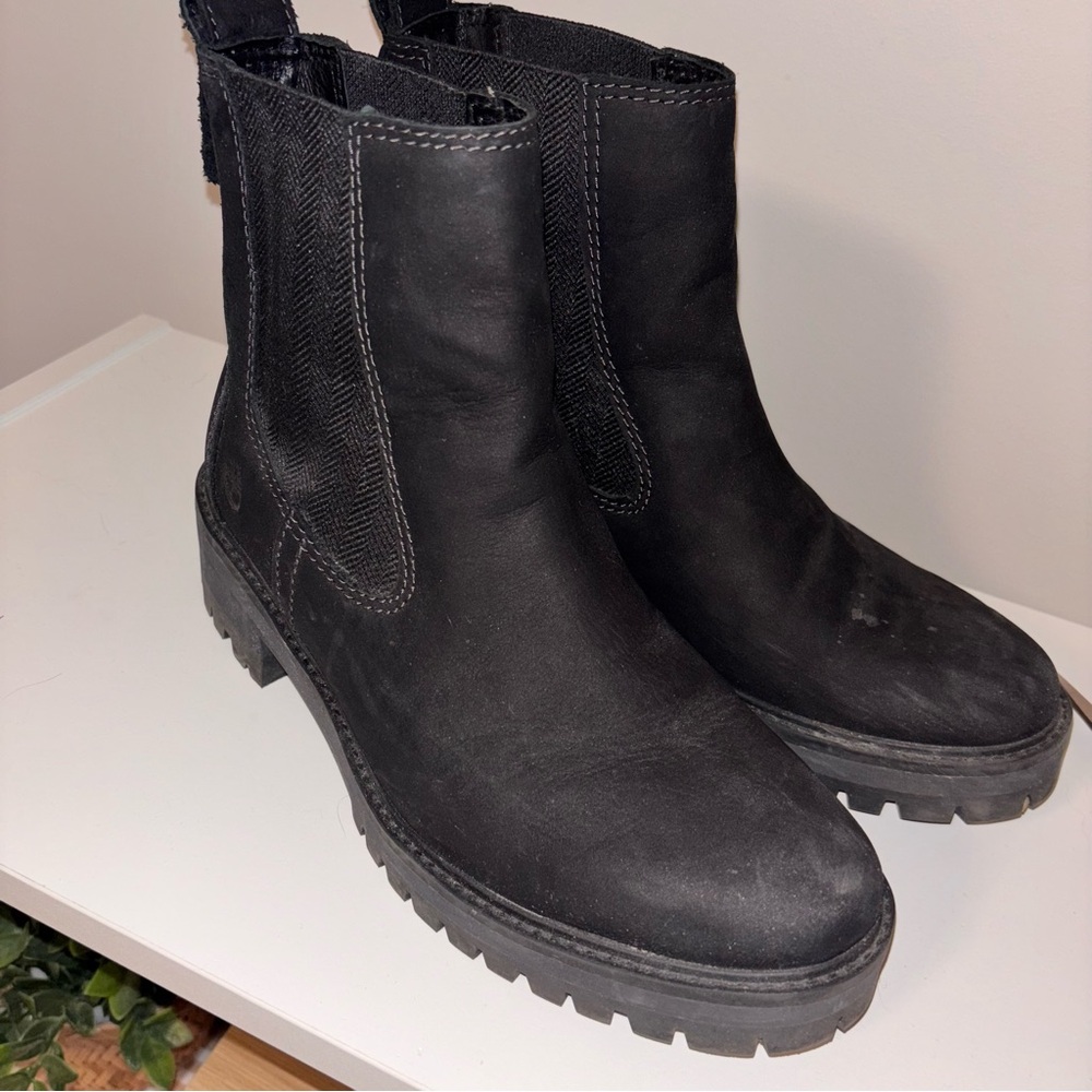 Timberland Black Chelsey Ankle Boots 8.5 women’s